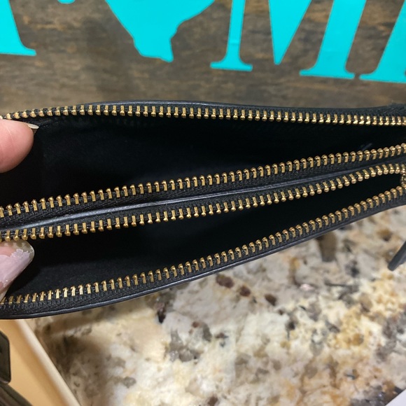 Coach wallet - Picture 2 of 2